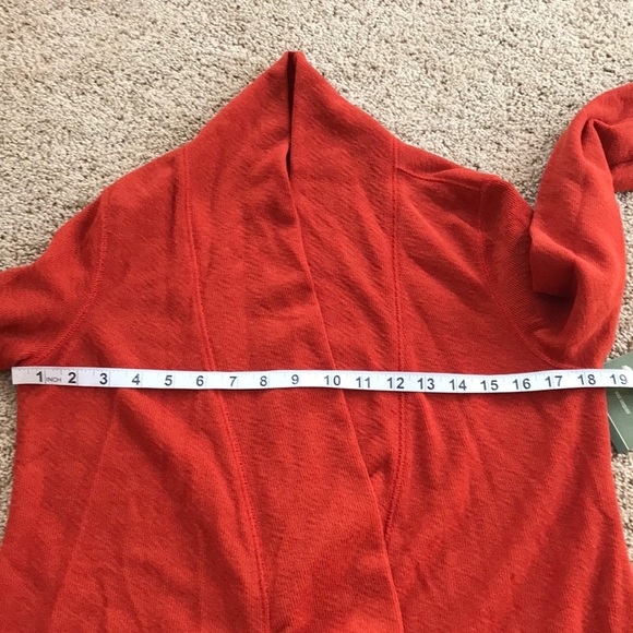 New! Earth Tec small rust long ruffled cardigan . - Picture 8 of 9